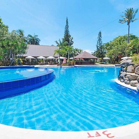 Отель Reddoorz Premium @ The Ritz Garden Oases Davao Экстерьер фото